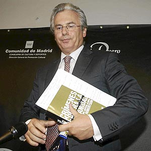 El juez Baltasar Garzón, durante la presentación de un libro. (Foto: Bernabé Cordón)